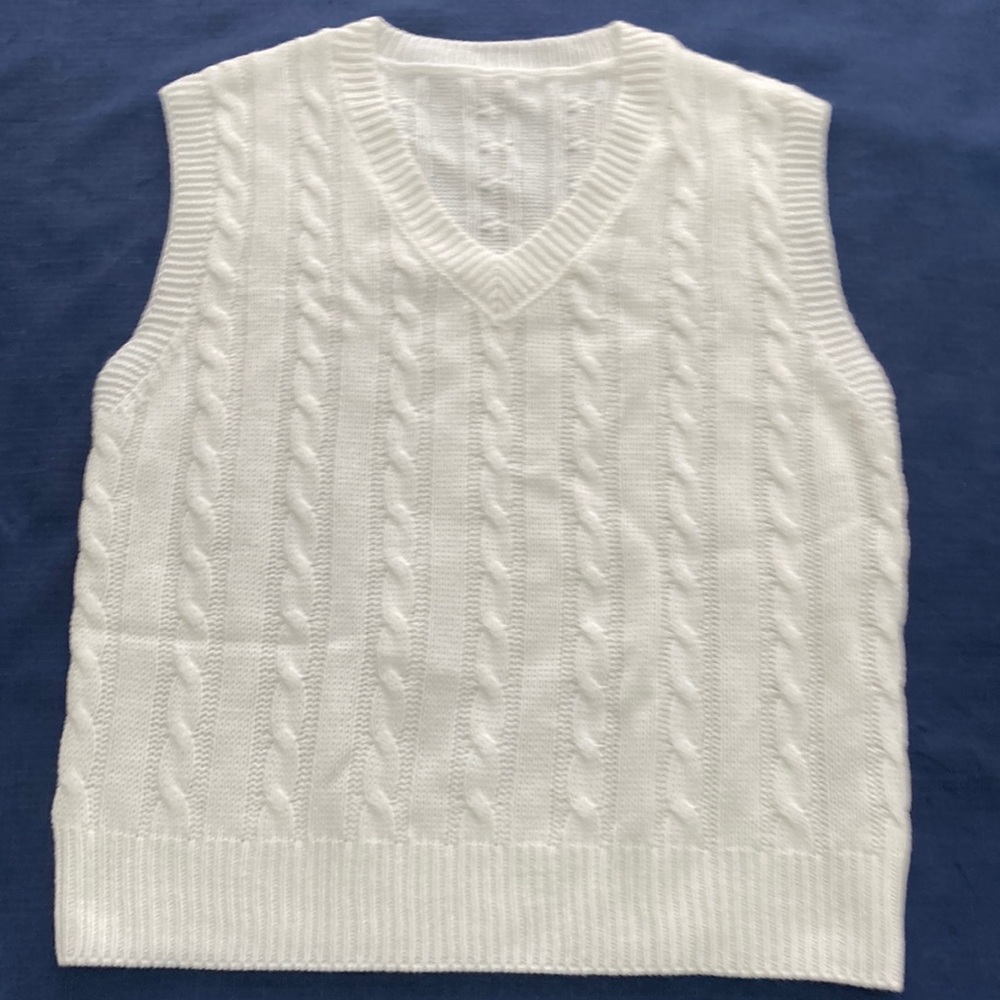 Women’s white sweater vest